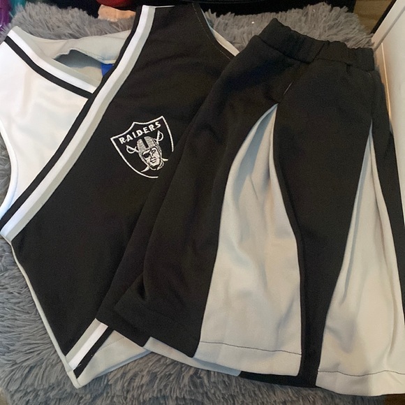 Reebok Other - Raiders kids cheer uniform